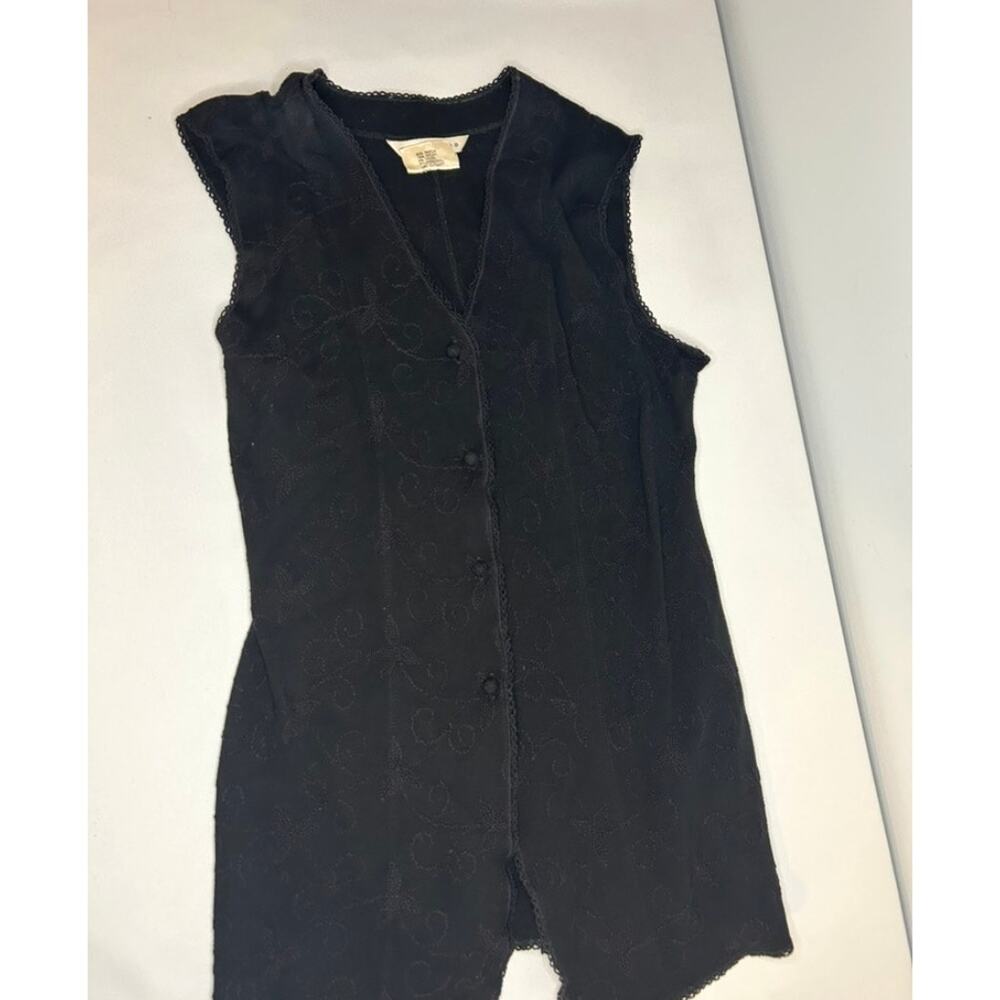 Max Studio Black Embroidered Sleeveless Blouse Sz 2 Small Sheer Button Front Top